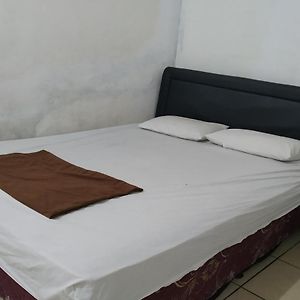 OYO 3329 Hotel Mulya Jaya